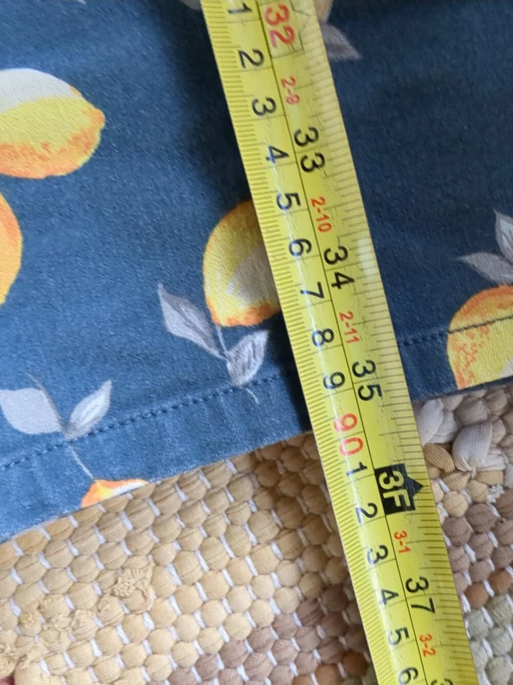Vintage Pants with Lemon Motif - Picture 9 of 11
